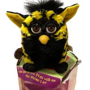 1999 Bumblebee Furby Black Yellow Tiger Electronics WORKING With Box and Tags